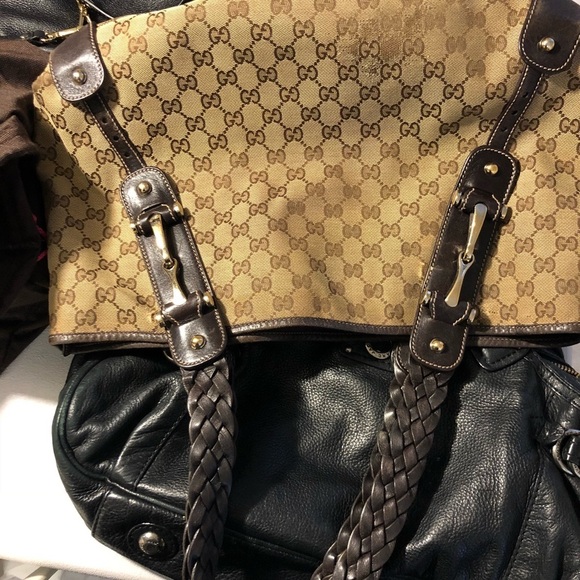 Authentic Gucci hobo. - Picture 2 of 8